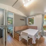 Hungarospa Thermal Mobilhaz 아파트 *