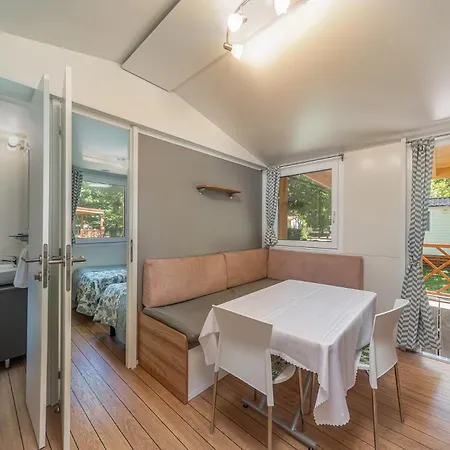 Hungarospa Thermal Mobilhaz Apartment *