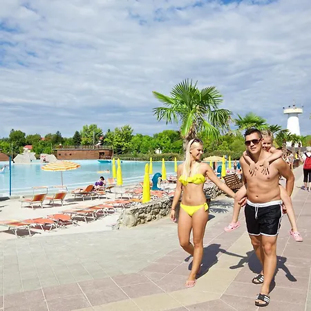 Hungarospa Thermal Mobilhaz *